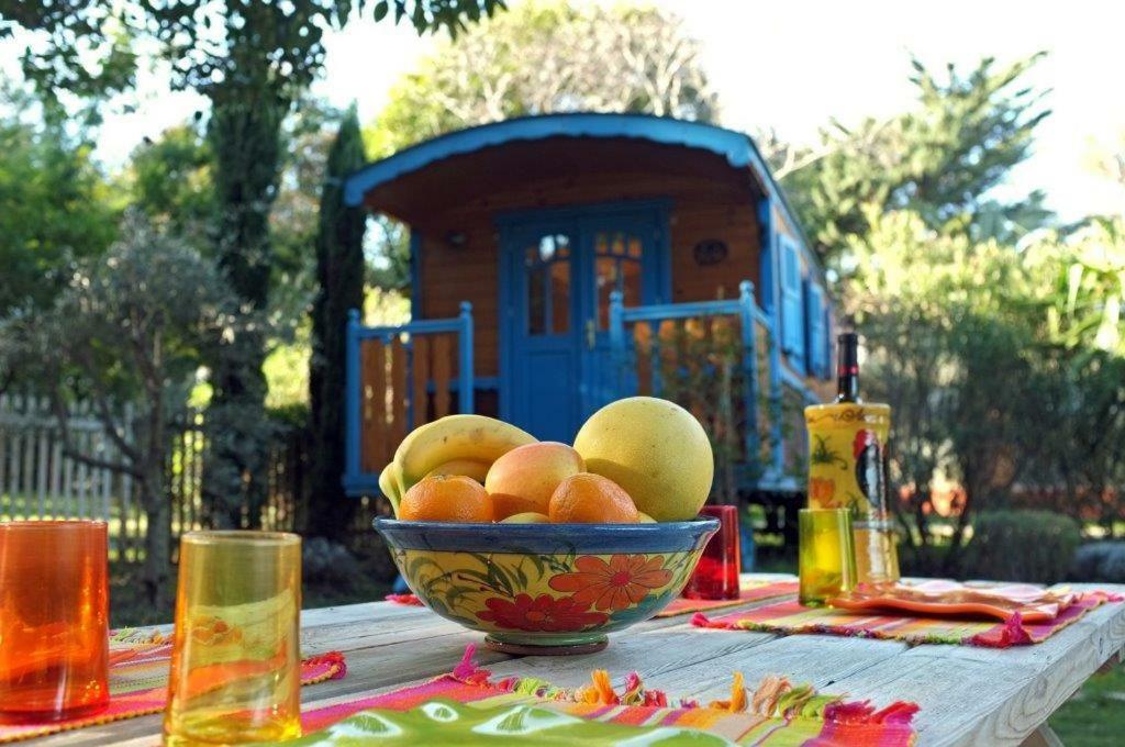 Roulotte De Charme Villa Grasse Exterior photo